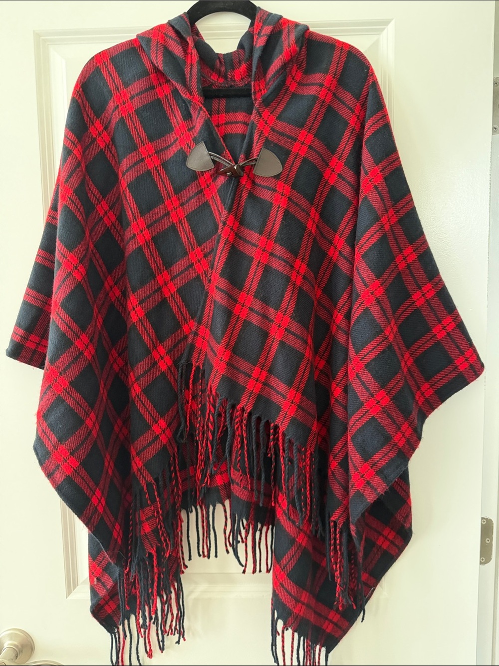 Plaid Hooded Fringe Poncho - Black & Red Tartan